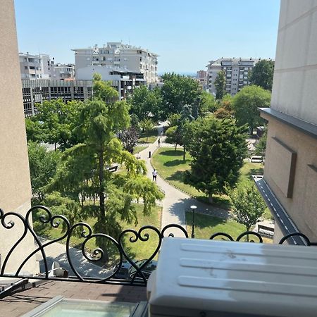 Alo Alo Apartman 6 Kruševac Esterno foto
